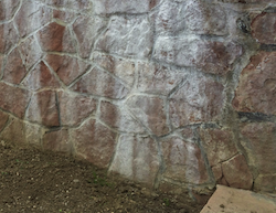 Mur avec salpêtre